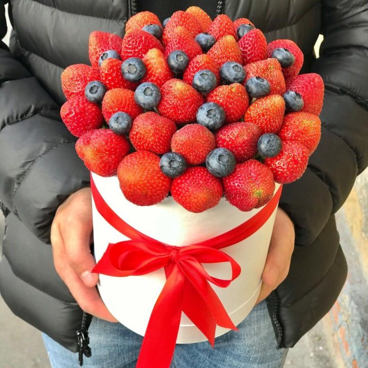 Клубничный бокс №3 в Вологде