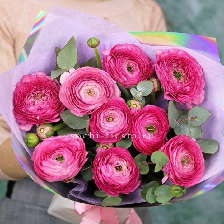 Ранункулюсы с эвкалиптом №2 в Вологде