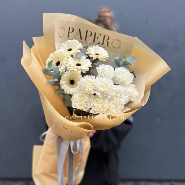  Букет с диантусами и герберами в Вологде