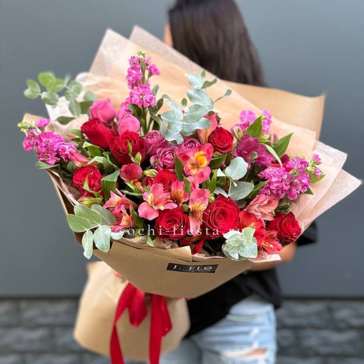 Дизайнерский букет №3 в Вологде