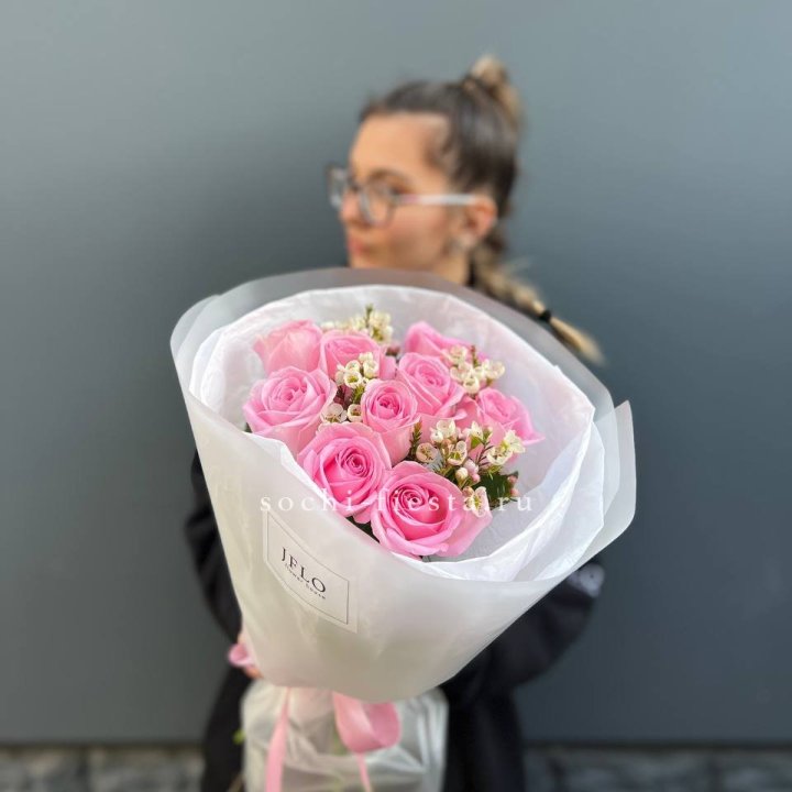 Букет розовых роз  в Вологде