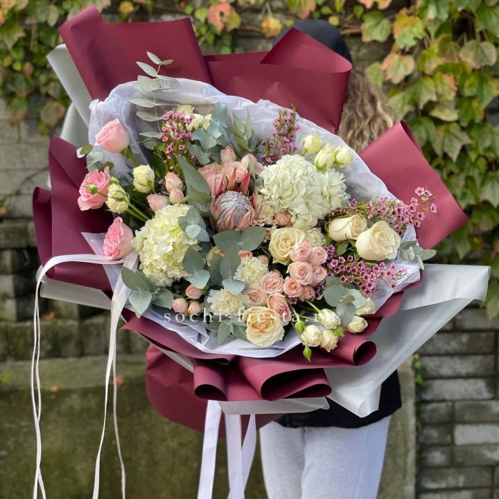 Авторский букет с протеей №1 в Вологде