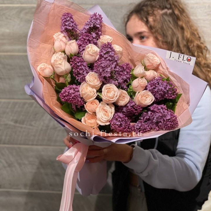 Букет "Лиловая весна" в Вологде