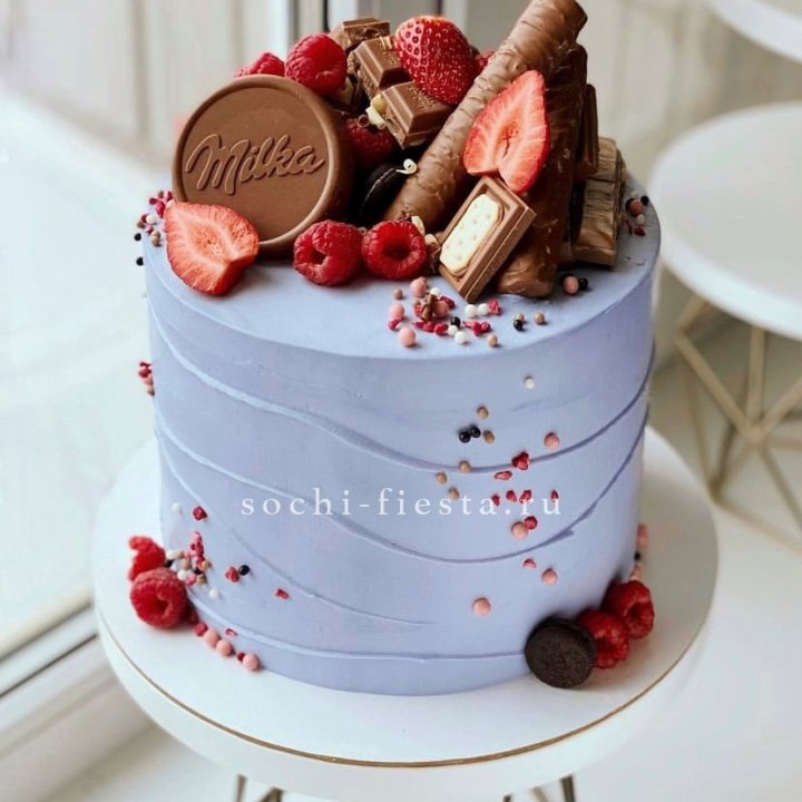 Торт "Milka's world" в Вологде