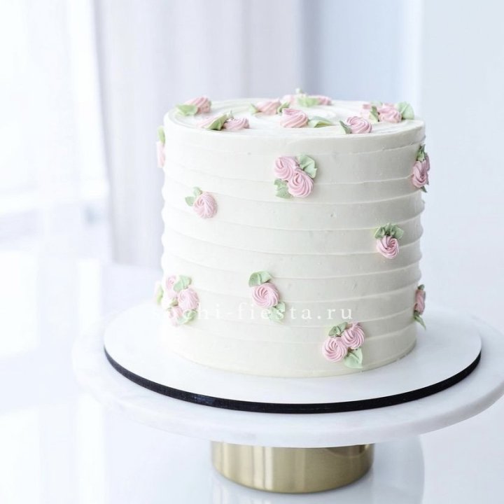 Торт "Розы в снегу" в Вологде