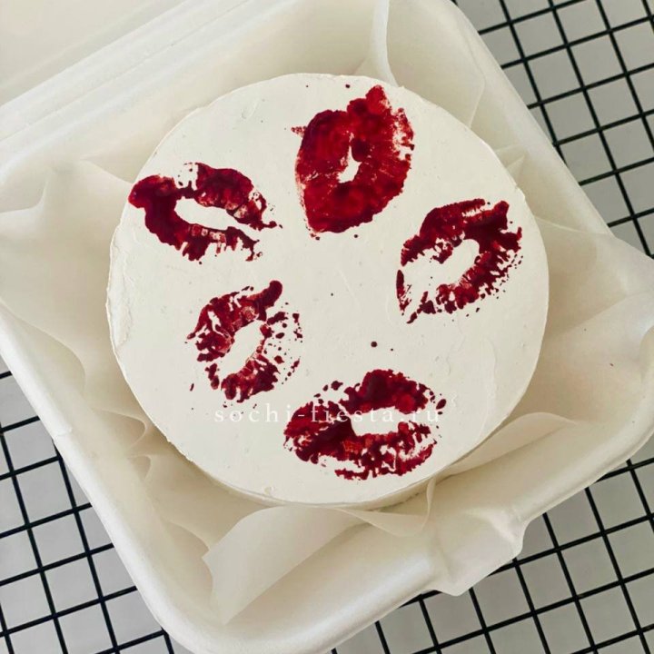 Бенто-торт "Поцелуй" в Вологде