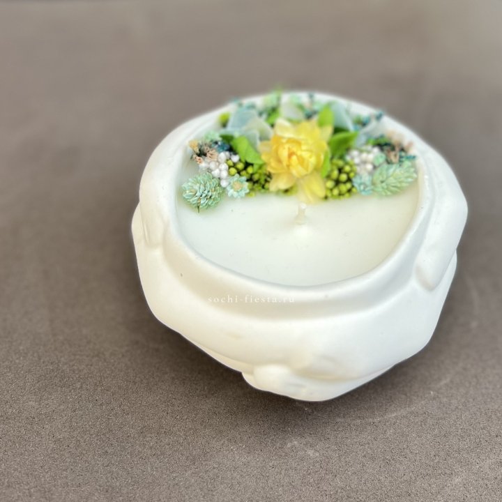 Свеча ароматическая в гипсе Руки в Вологде