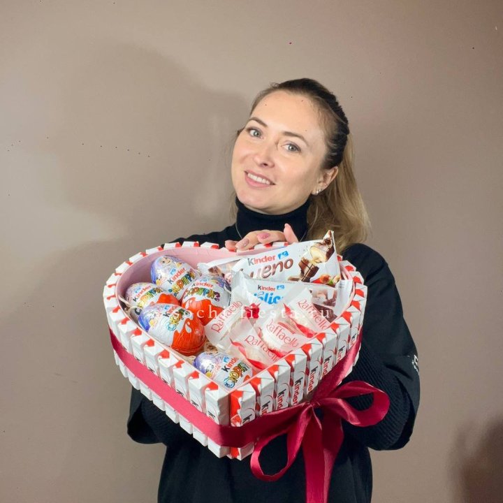 Подарочный набор сердце с Киндерами в Вологде