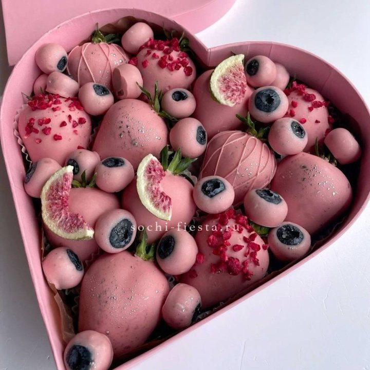 Клубника в шоколаде Сердце в Вологде