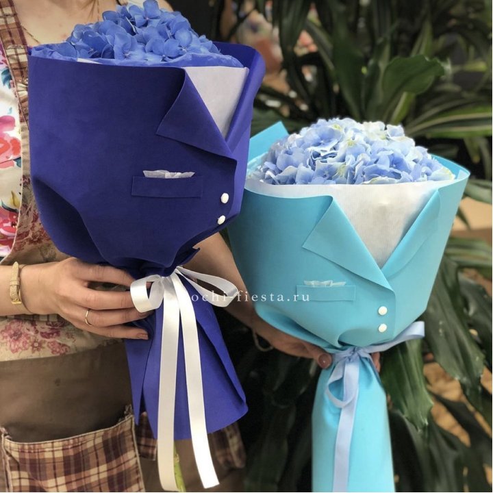 Букет с гортензией с пиджаком в Вологде