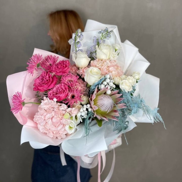 Дизайнерский букет "Фантастик" в Вологде