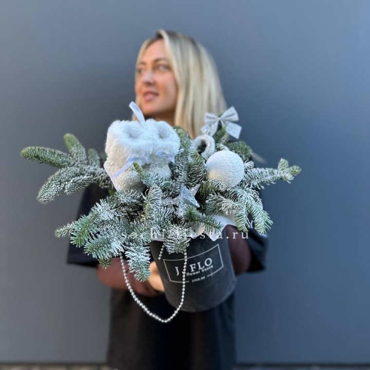 Новогодний бокс "Ботс вайт" в Вологде