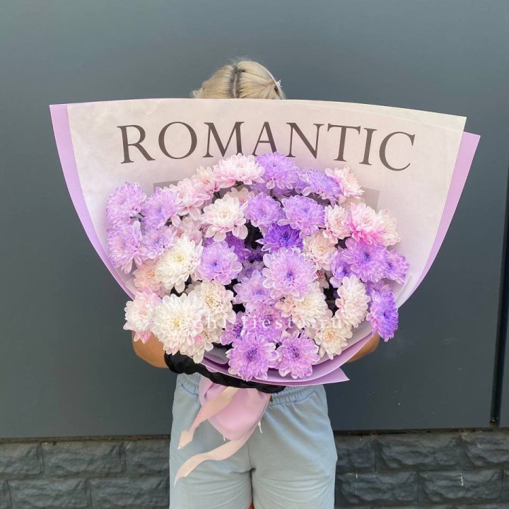 Букет сиреневых хризантем в Вологде