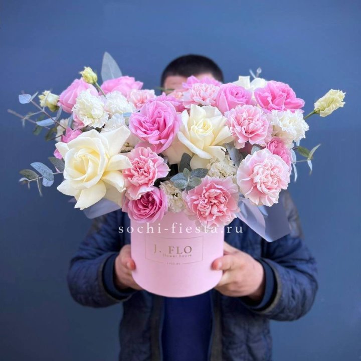 Цветочный бокс "Памела" в Вологде