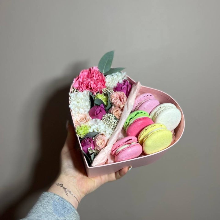 Дуо цветы и макаронсы в Вологде