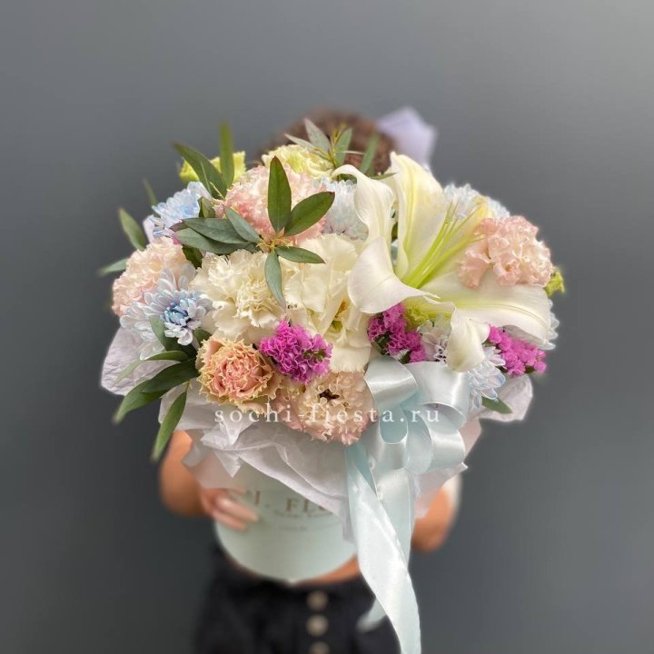 Дизайнерский цилиндр "Лилия" в Вологде