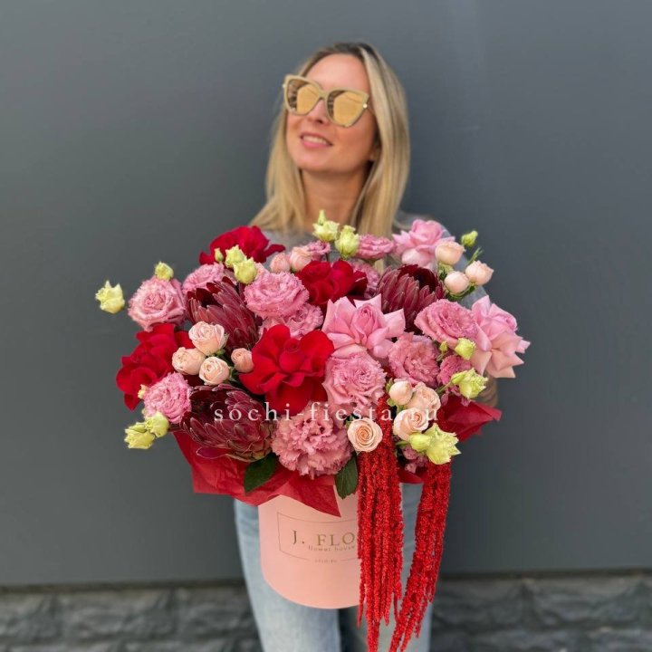 Дизайнерский цилиндр "Криотель" в Вологде