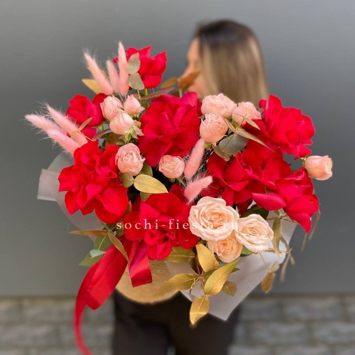 Джутовое кашпо "Любовь Лолиты" в Вологде