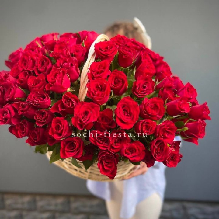 121 красная роза в корзине   в Вологде