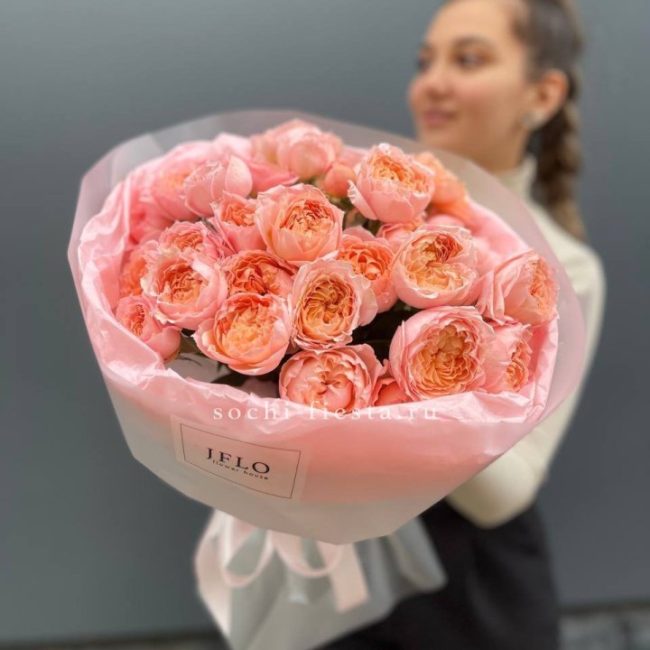 Букет из пионовидных роз Джульетта в Вологде