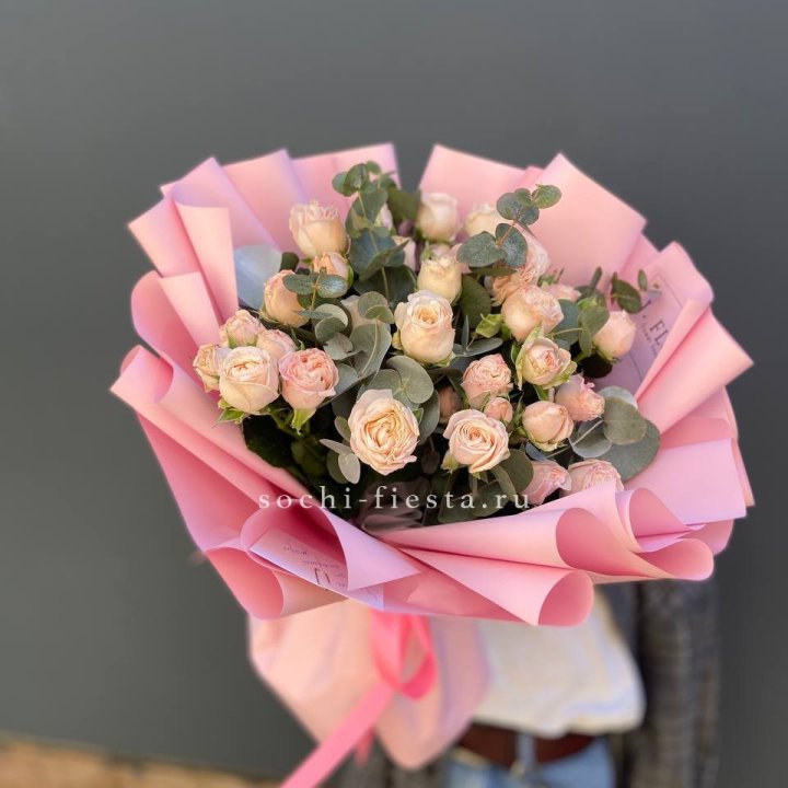 Букет пионовидных роз Cute Love в Вологде