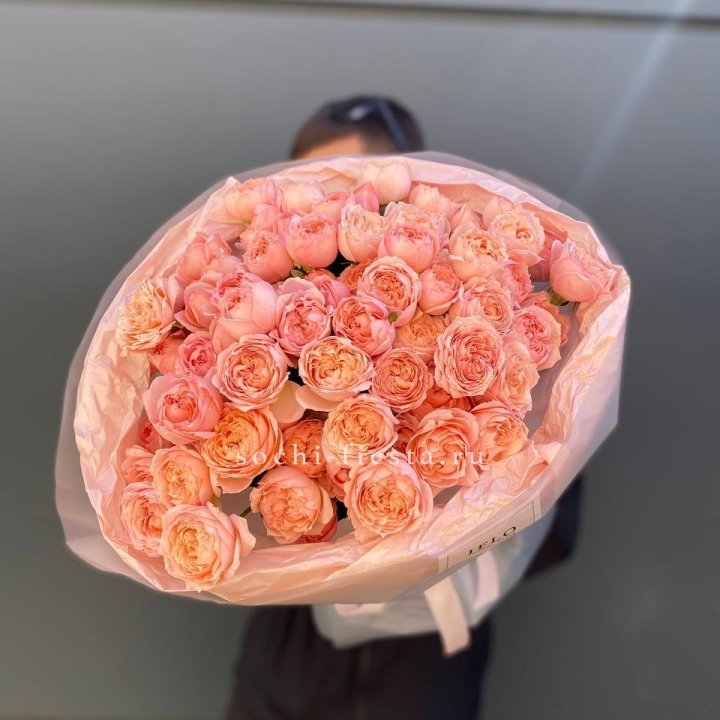 Букет из 21 пионовидной розы Джульетта в Вологде