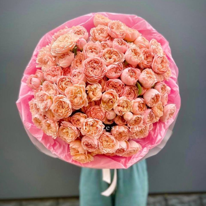 Букет кустовых пионовидных роз Джульетта "Принцесса" в Вологде