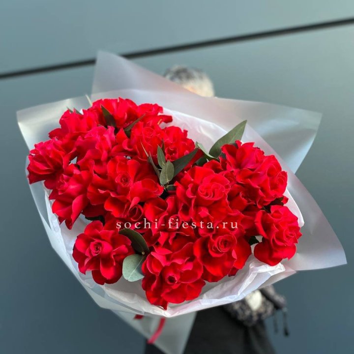 21 Красная французская роза в Вологде