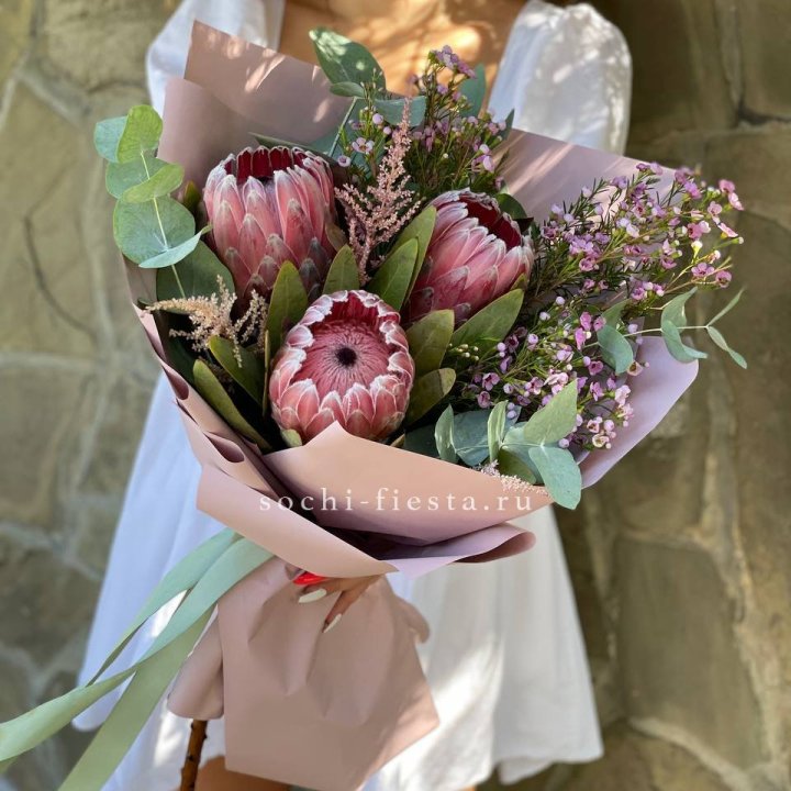 Букет из протеи "Клеопатра"  в Вологде