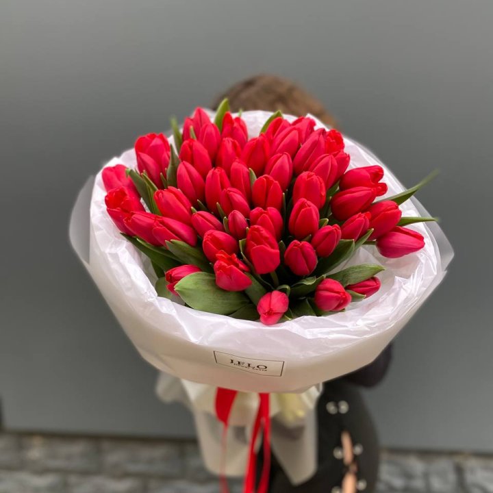 51 тюльпан "Любовь" в Вологде