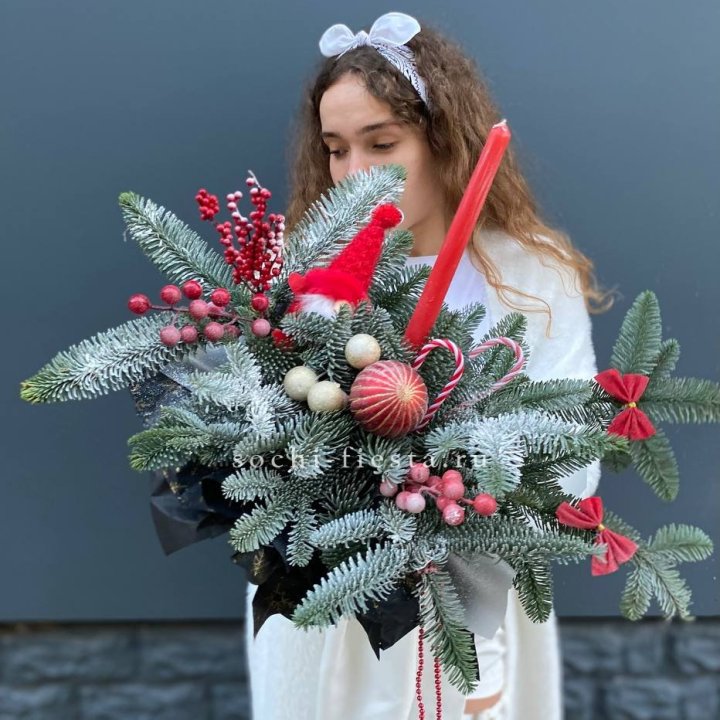 Композиция в бокале красная в Вологде