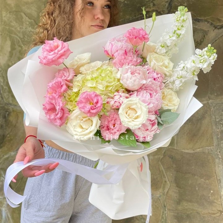 Букет с пионами №3 в Вологде