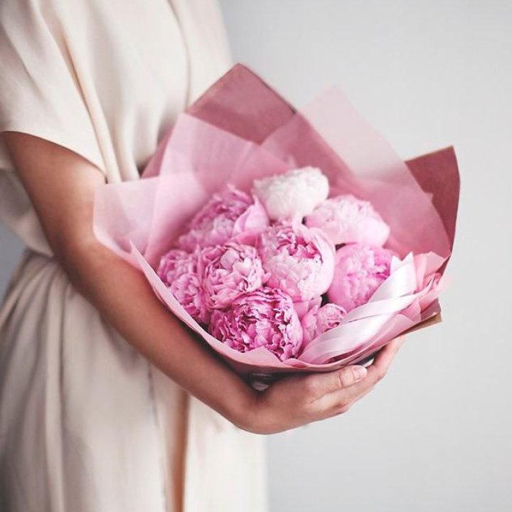 9 зефирных пионов в Вологде