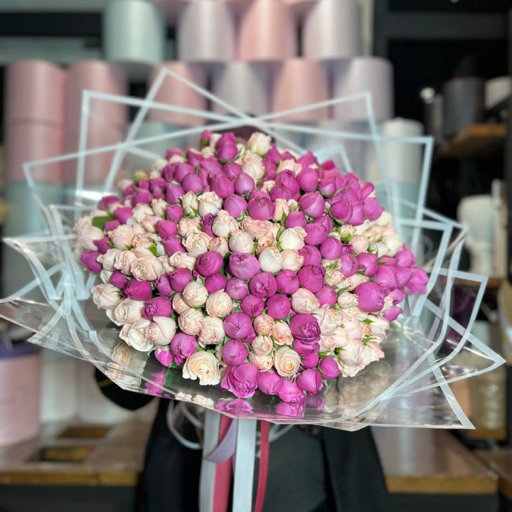 101 кустовая пионовидная роза в Вологде