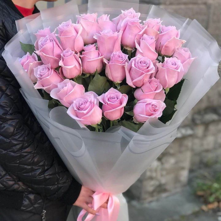 25 высоких розовых роз в Вологде