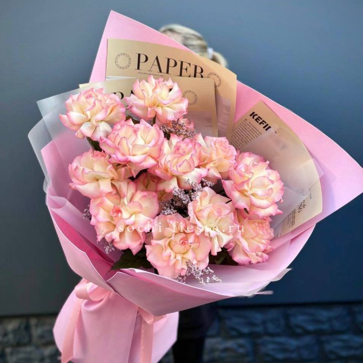 15 французских роз "Джумилия" в Вологде