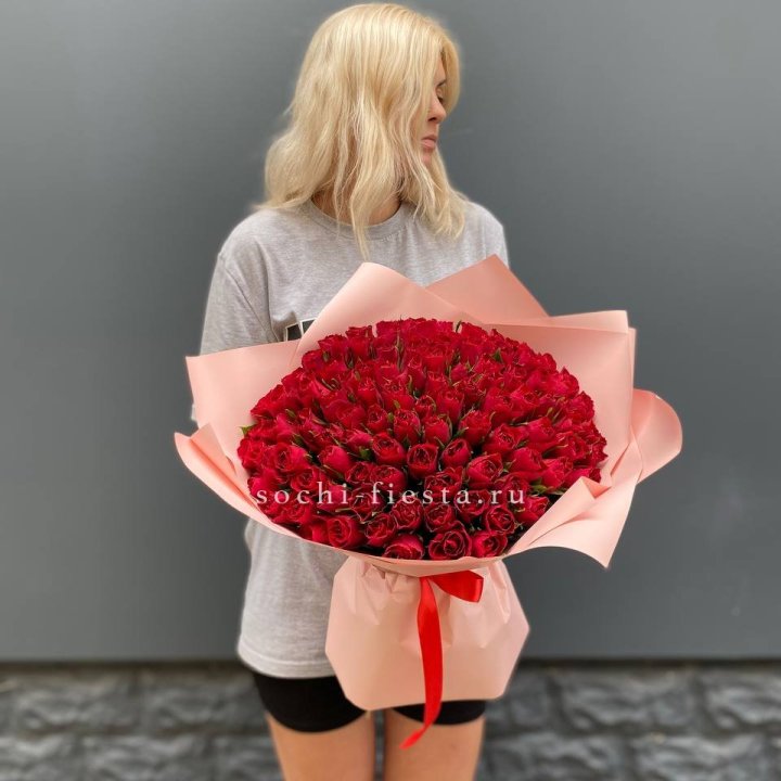 101  красная кенийская роза  в Вологде