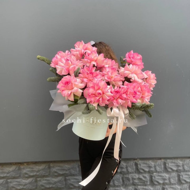 Бокс из 15 французских роз в Вологде