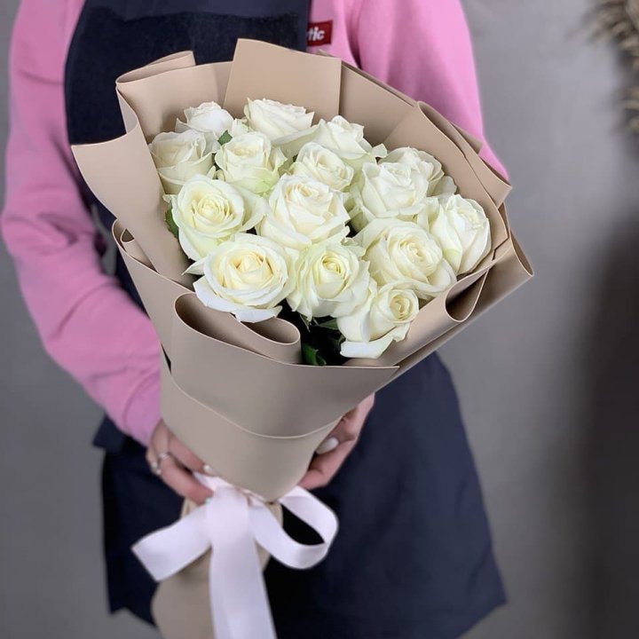 15 белых роз миракли в Вологде