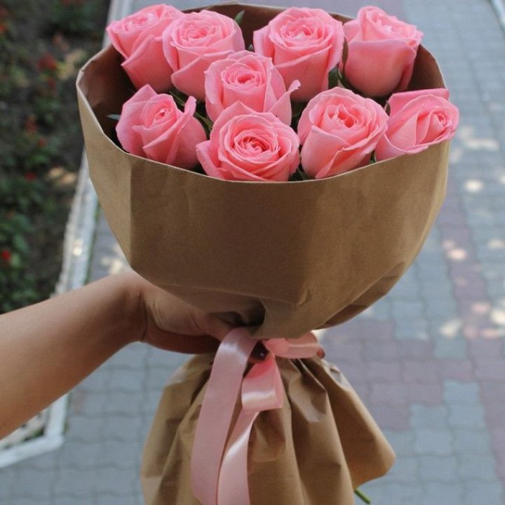 9 розовых роз в Вологде