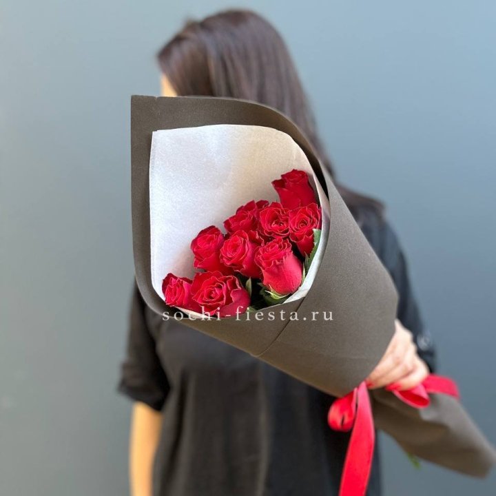 9 красных роз в фоамиране в Вологде