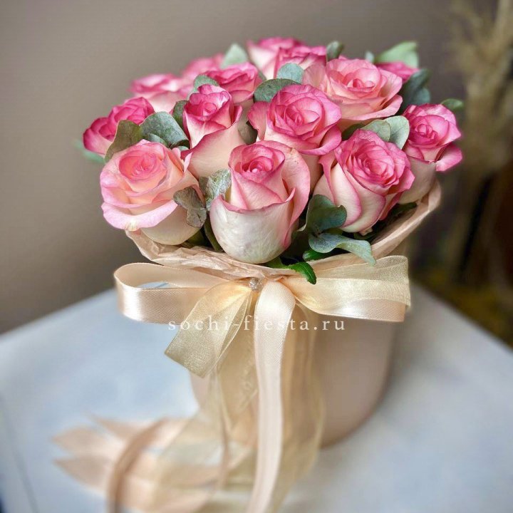 19 Роз Джумилия в коробке в Вологде