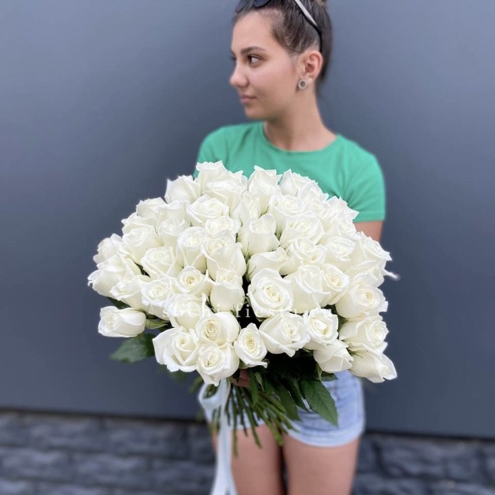 51 белая роза в Вологде
