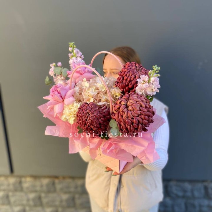 Сумочка нежная с бигуди в Вологде