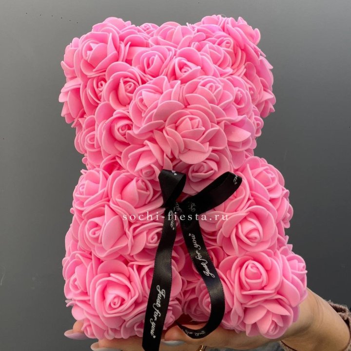 Игрушка медведь из розовых роз в Вологде