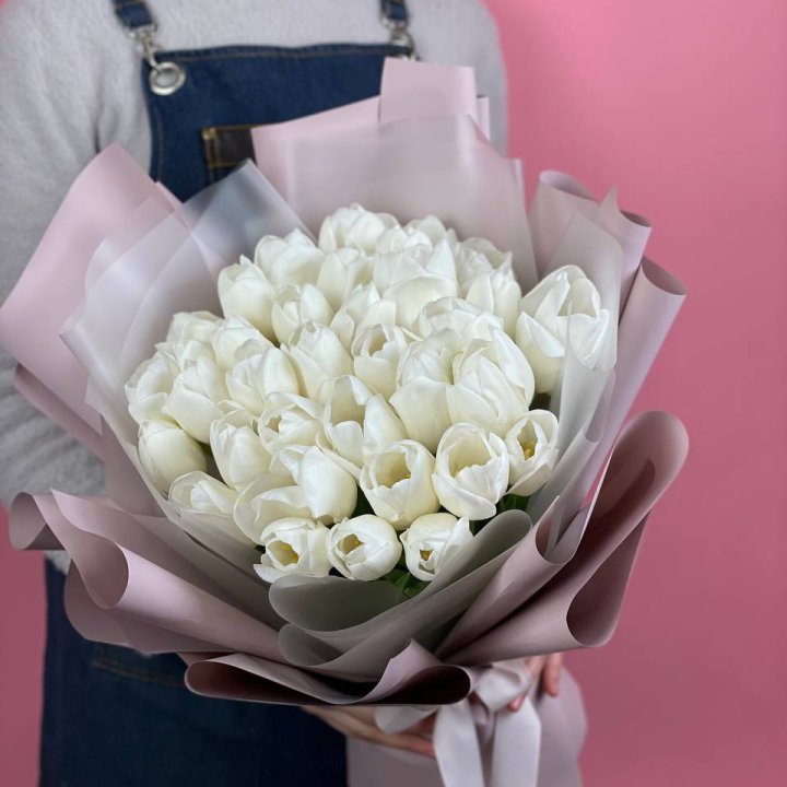Букет белых тюльпанов "Пур-пур" в Вологде
