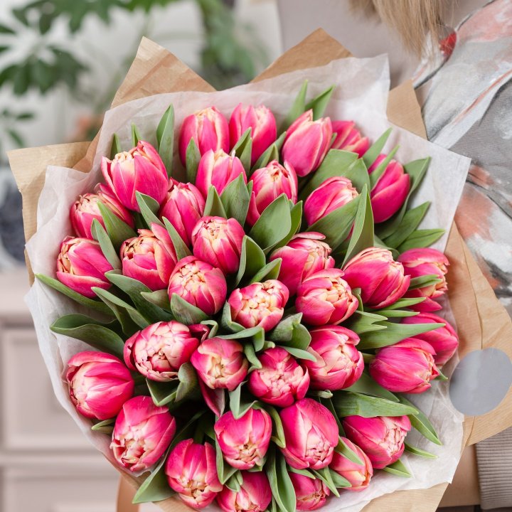 Букет пионовидных тюльпанов в Вологде