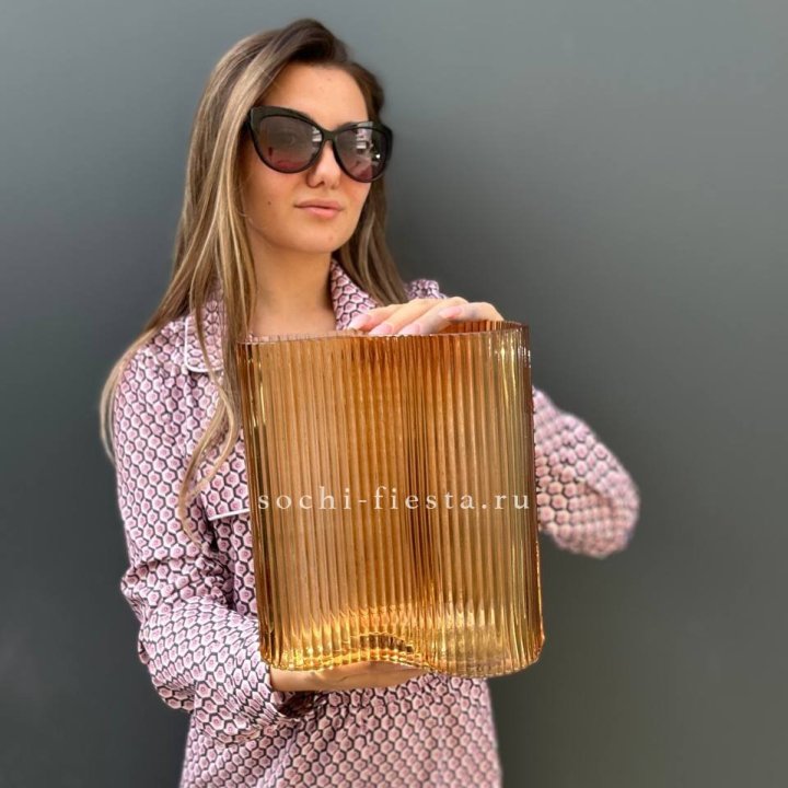 Стеклянная ваза №7 в Вологде